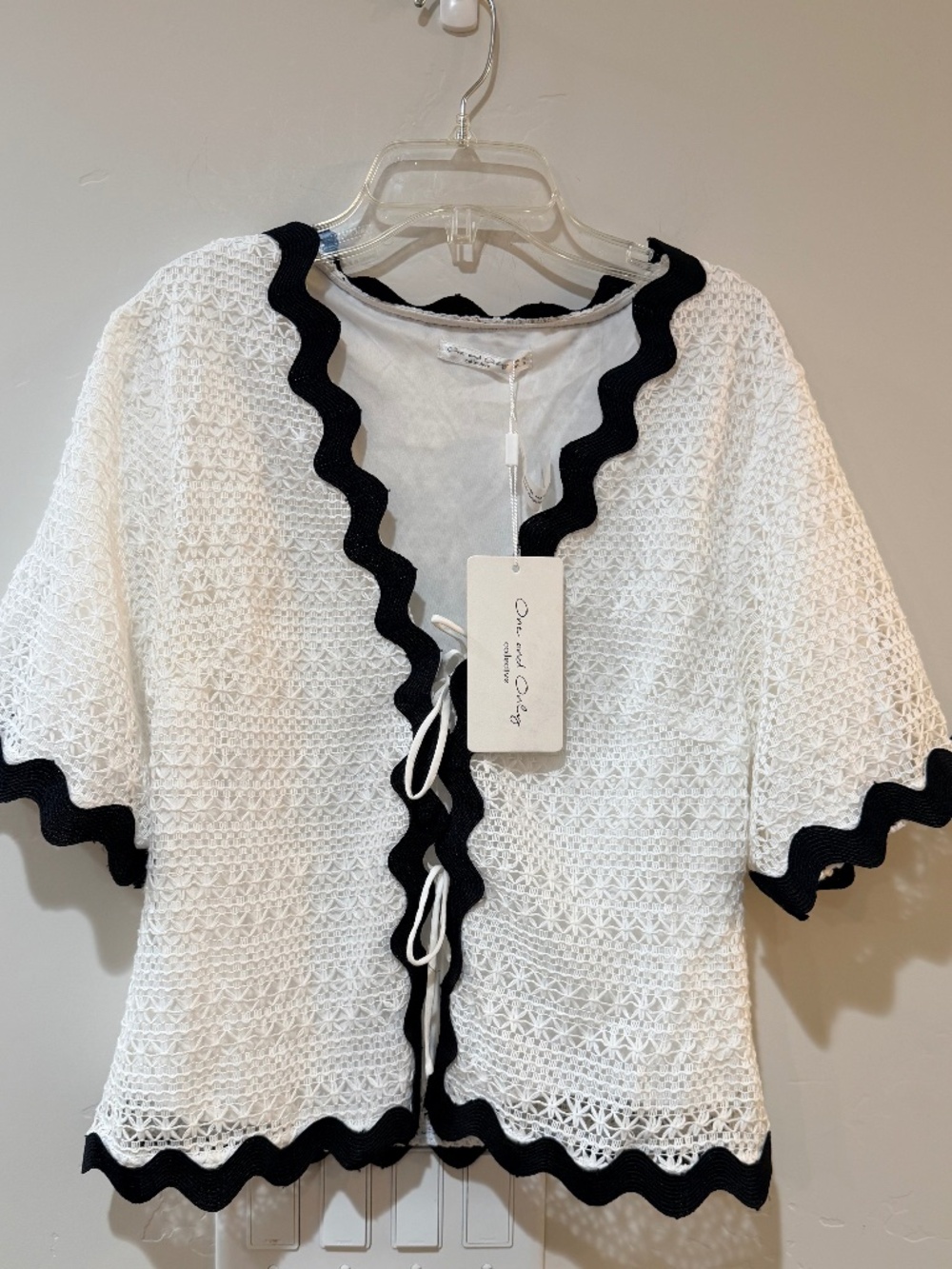 NWT One and Only Collective White Crochet Top Shirt Blouse Women's Size S NEW